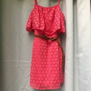 Mini pink dress with belt included